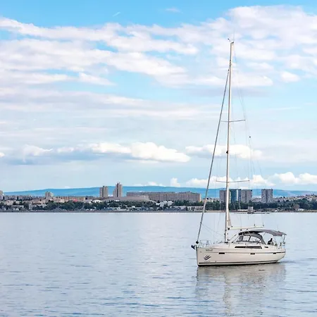 Bavaria Cruiser 41 - Nina Sailing Boat *